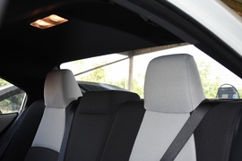 2019款丰田雷凌双擎