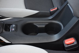 2019款丰田雷凌双擎