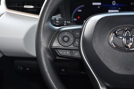 2019款丰田雷凌双擎