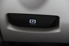 成都新款奔驰E260L试驾评测