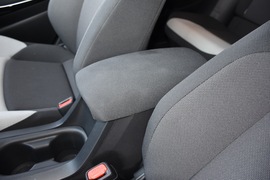 2019款丰田雷凌双擎