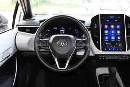 2019款丰田雷凌双擎