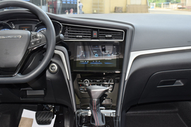 2019款启辰D60