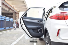 2019款吉利帝豪GS