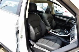 2019款吉利帝豪GS