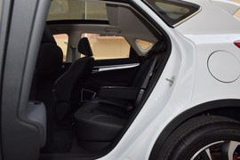 2019款吉利帝豪GS