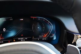 2019款宝马740Li