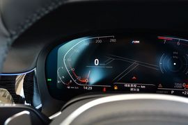 2019款宝马740Li