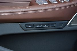 2019款宝马740Li