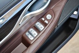 2019款宝马740Li