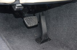 2019款丰田凯美瑞