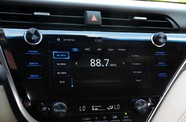 2019款丰田凯美瑞