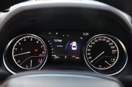 2019款丰田凯美瑞