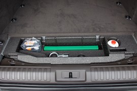 2019款路虎揽胜运动版