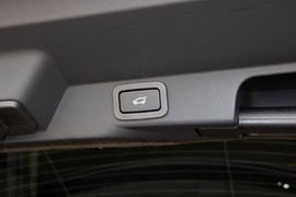 2019款路虎揽胜运动版