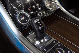 2019款路虎揽胜运动版