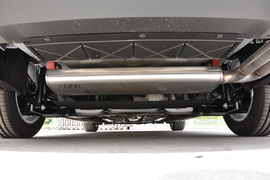 2020款福特福克斯三厢1.5L自动锋跃型