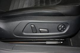 2012款大众迈腾旅行轿车2.0TSI