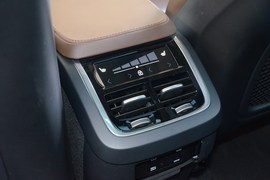 2019款沃尔沃XC90