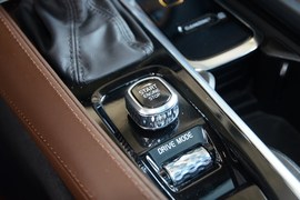 2019款沃尔沃XC90