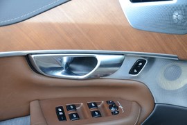 2019款沃尔沃XC90