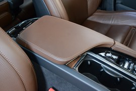 2019款沃尔沃XC90