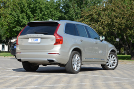 2019款沃尔沃XC90