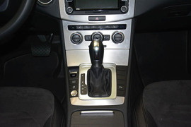2012款大众迈腾旅行轿车2.0TSI