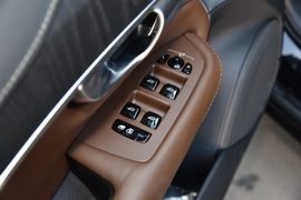 2020款沃尔沃XC90