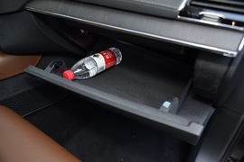 2020款沃尔沃XC90