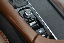 2020款沃尔沃XC90