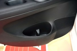 2011款日产骐达1.6L
