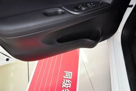 2011款日产骐达1.6L
