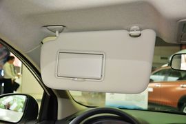 2011款日产骐达1.6L