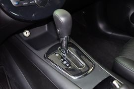 2011款日产骐达1.6L