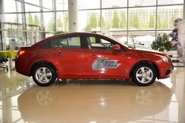 2013款雪佛兰科鲁兹1.6L