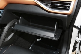 2019款五菱宏光S3