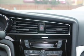 2019款启辰D60