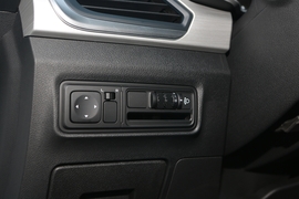 2019款吉利远景X3