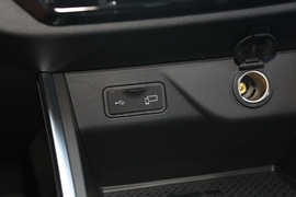 2019款吉利远景X3