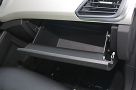 2019款吉利远景X3