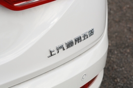 2019款宝骏310W