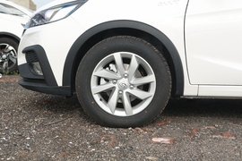 2019款宝骏310W