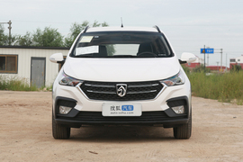 2019款宝骏310W