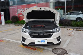   2019款众泰T600 1.5T 自动尊享版