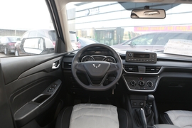 2019款五菱宏光S3