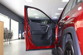 2020款丰田RAV4荣放