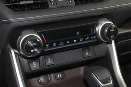 2020款丰田RAV4荣放