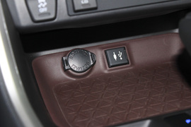 2020款丰田RAV4荣放