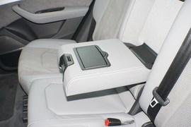 2019款奥迪Q8